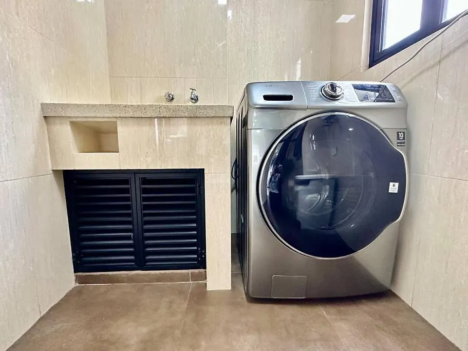 702 Beautiful And Spacious Apartment In El Poblado 麦德林 0*,